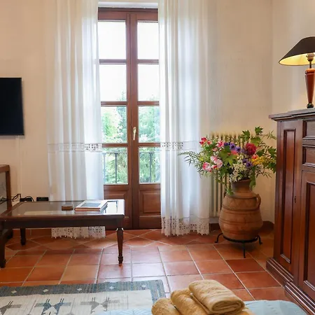 Apartmán La Tana Del Tasso - Authentic Monferrato House - Ac, Wifi, Garden, Bbq CastellʼAlfero