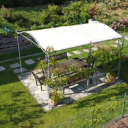 Apartament La Tana Del Tasso - Authentic Monferrato House - Ac, Wifi, Garden, Bbq *